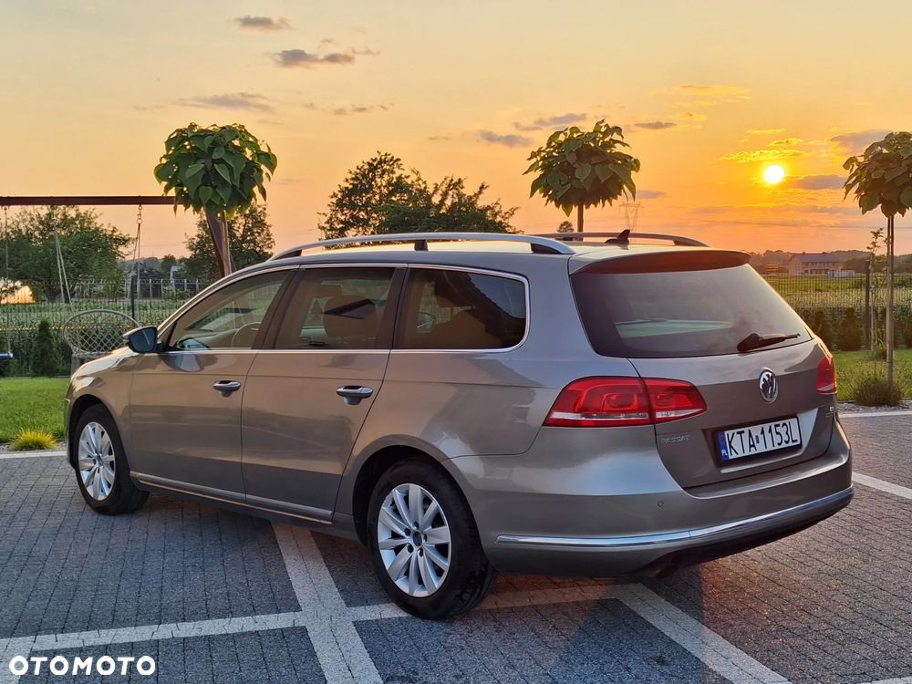 Volkswagen Passat 1.4 TSI BlueMotion Technology Comfortline - 2