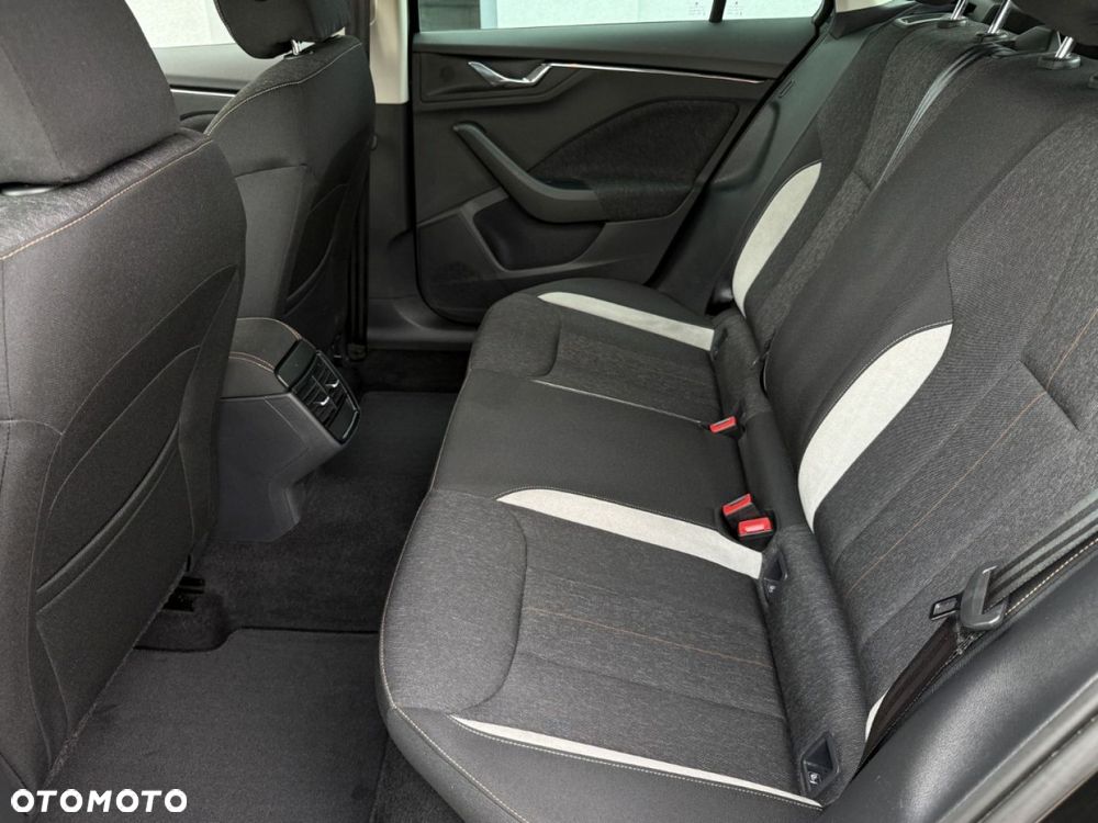 Skoda Kamiq 1.0 TSI Style - 29