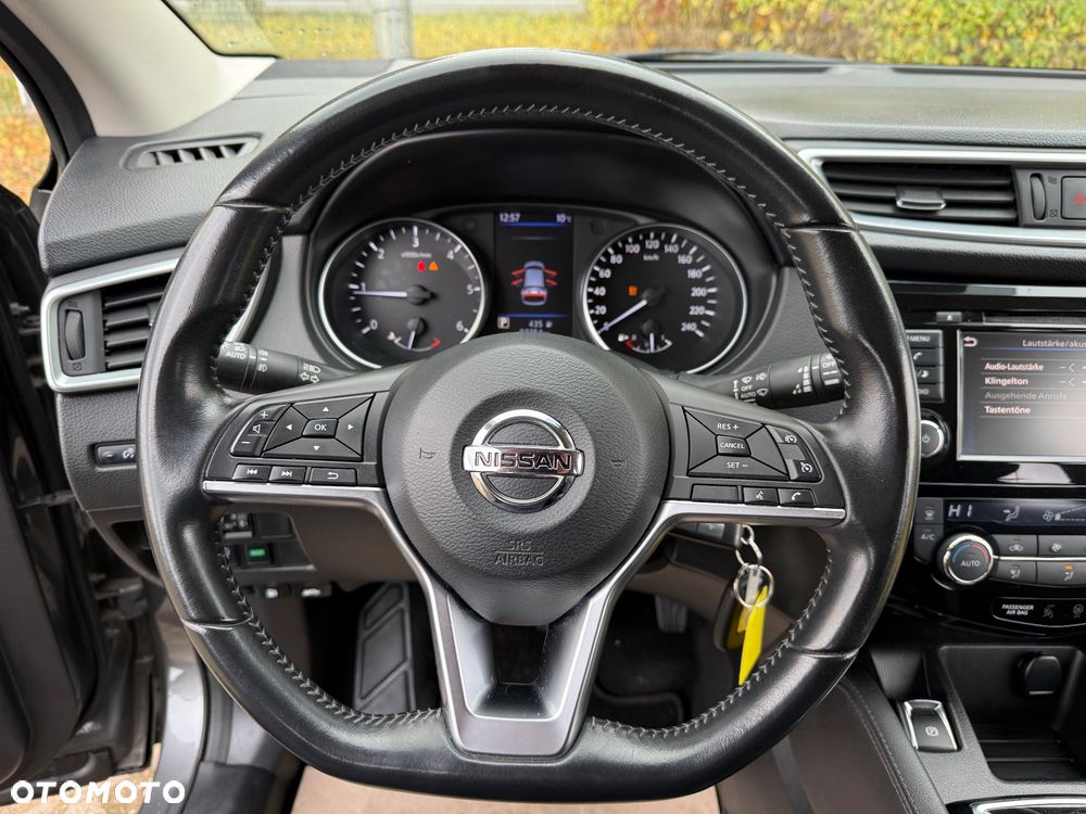 Nissan Qashqai - 16