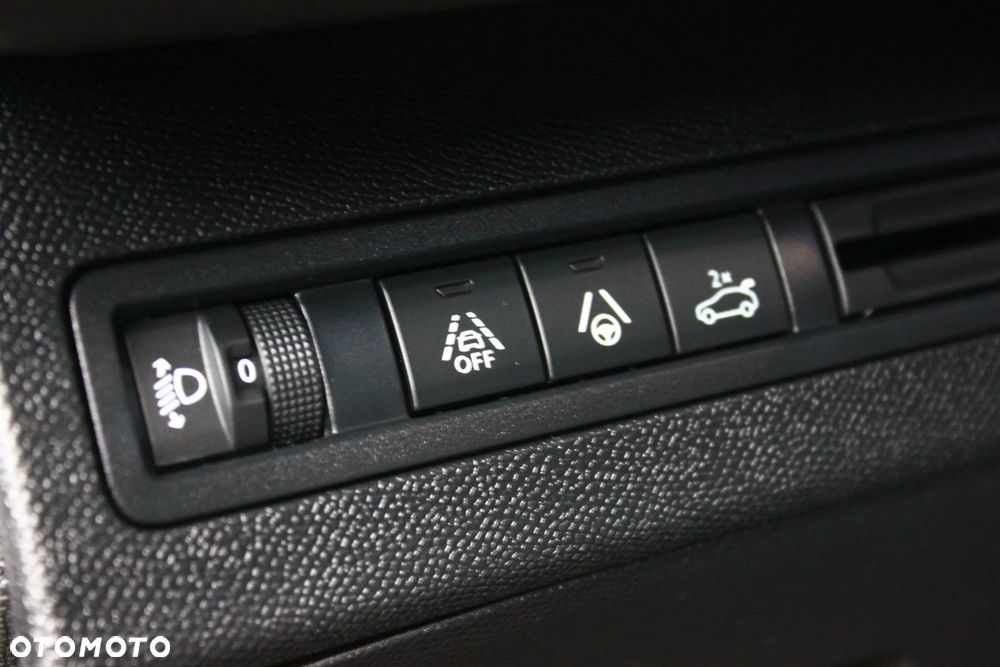 Peugeot 5008 1.5 BlueHDI Allure S&S EAT8 - 27