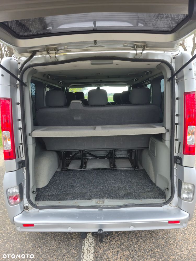 Opel Vivaro - 21
