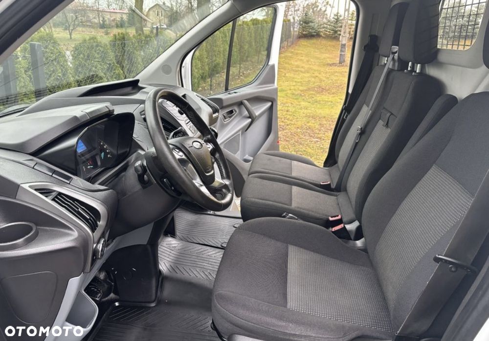 Ford Transit Connect - 14