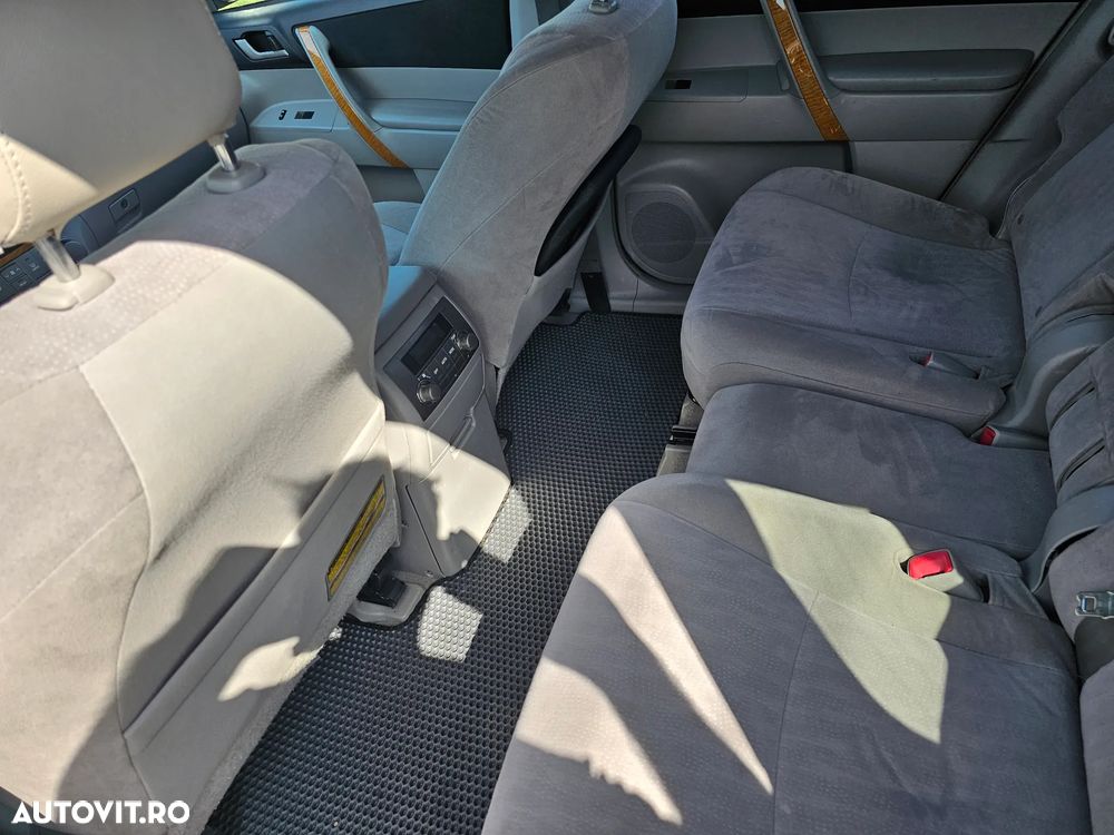 Toyota Highlander - 8