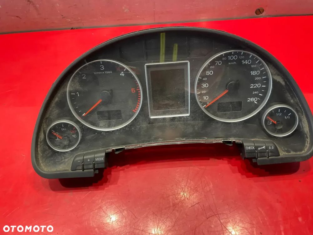 AUDI A4 B7 LICZNIK 036901830  0263664226