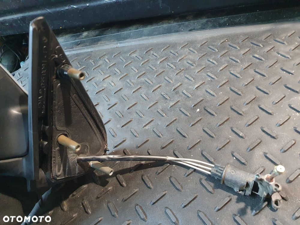 LUSTERKO LEWE ELEKTRYCZNE VW GOLF III 5PIN - 4