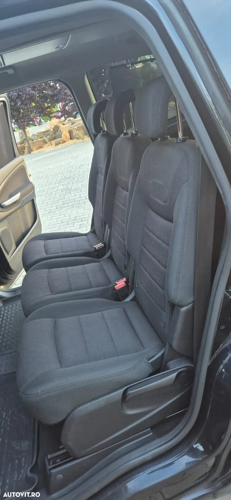 Ford Galaxy - 8