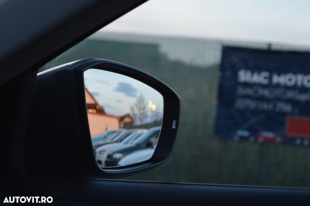 Volkswagen T-Roc 1.0 TSI OPF Style - 22