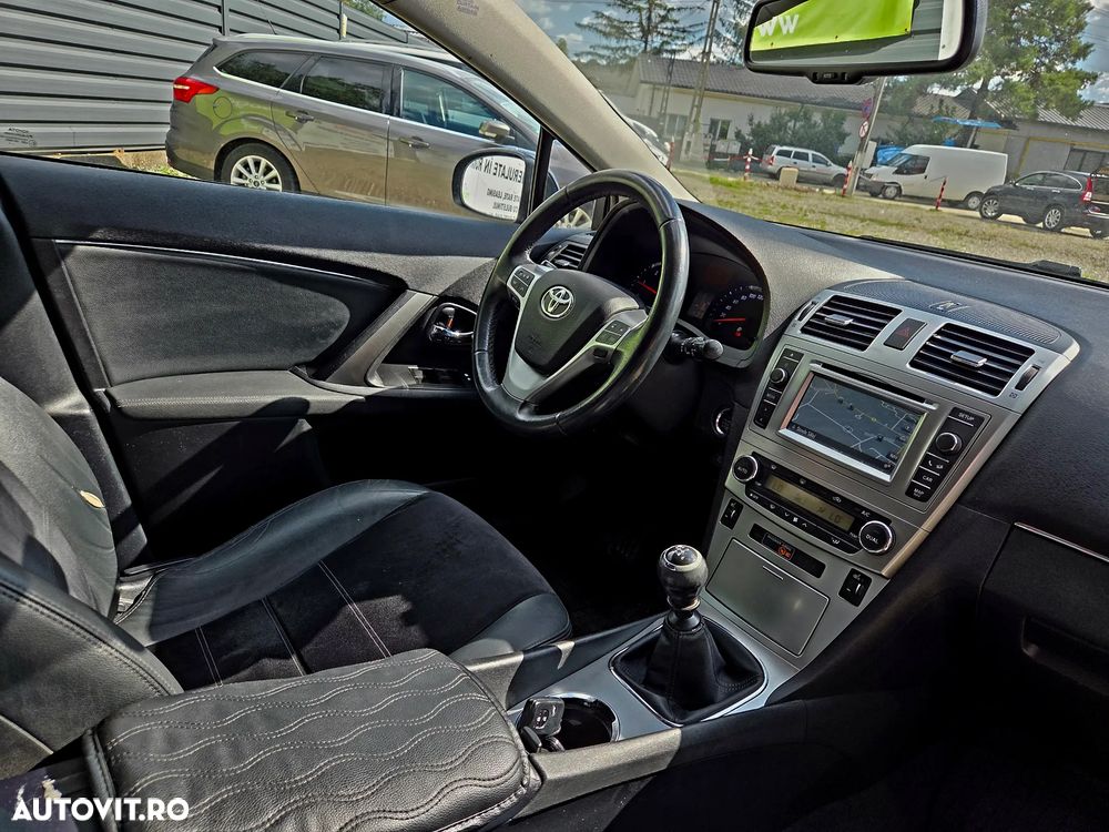 Toyota Avensis - 5