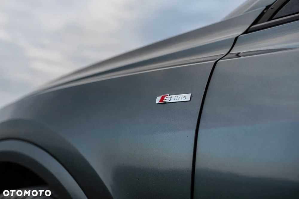 Audi Q8 SUV TFSI quattro 250 kW tiptronic S line business - 14