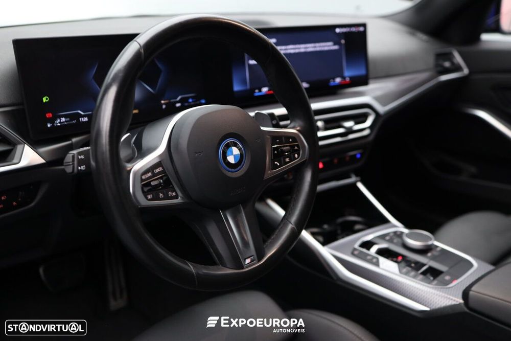BMW 320 e Pack Desportivo M Auto - 8