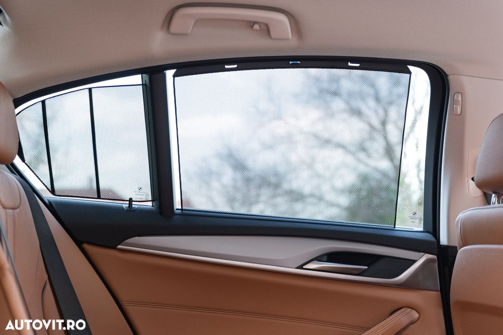 BMW Seria 5 530i xDrive AT MHEV - 27