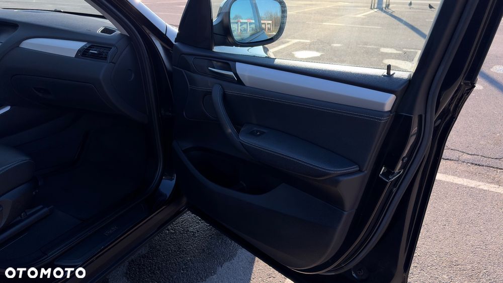 BMW X3 xDrive20d - 37