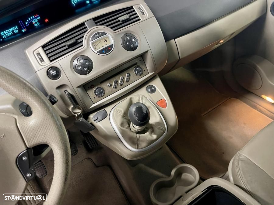 Renault Grand Scénic 1.5 dCi Privilège Luxe - 12