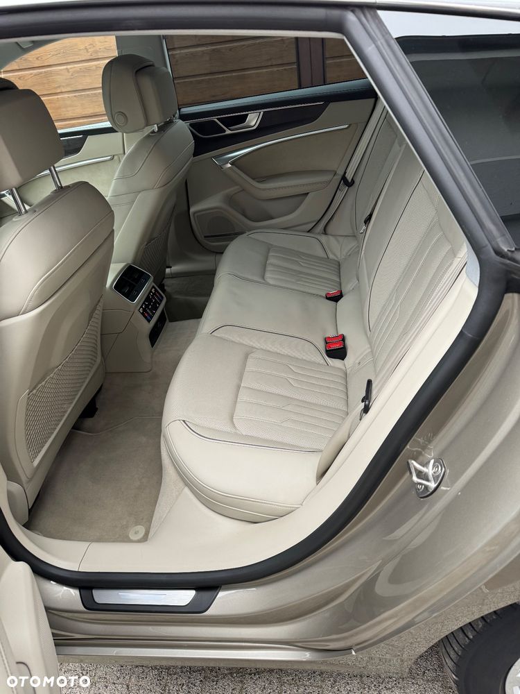 Audi A7 Sportback - 18