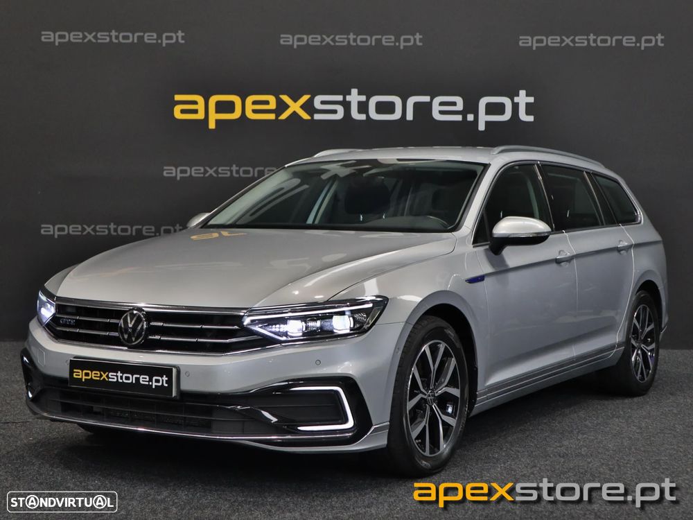 VW Passat Variant - 1