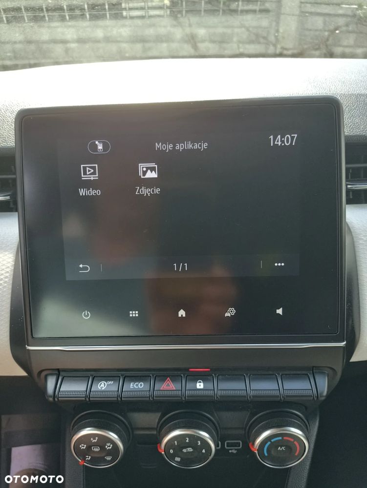 Renault Clio - 24