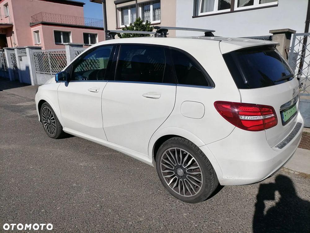 Mercedes-Benz Eqb 2015 photo 4