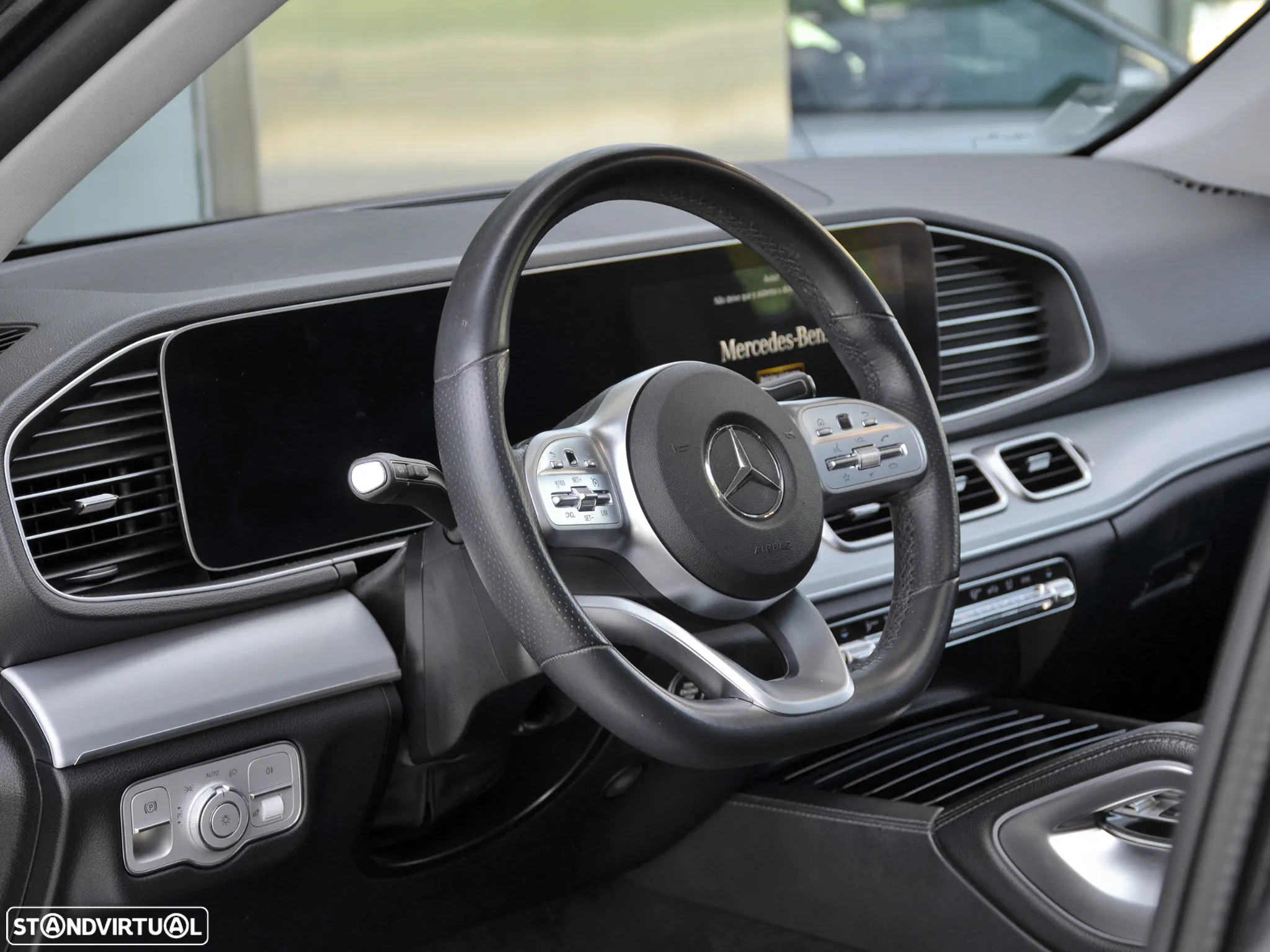 Mercedes-Benz GLE 300 d 4Matic - 23