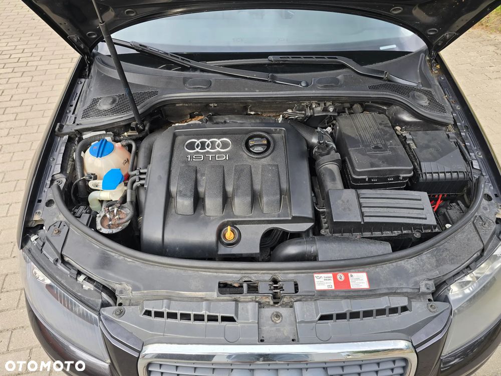 Audi A3 Sportback 1.9 TDI Ambiente - 7