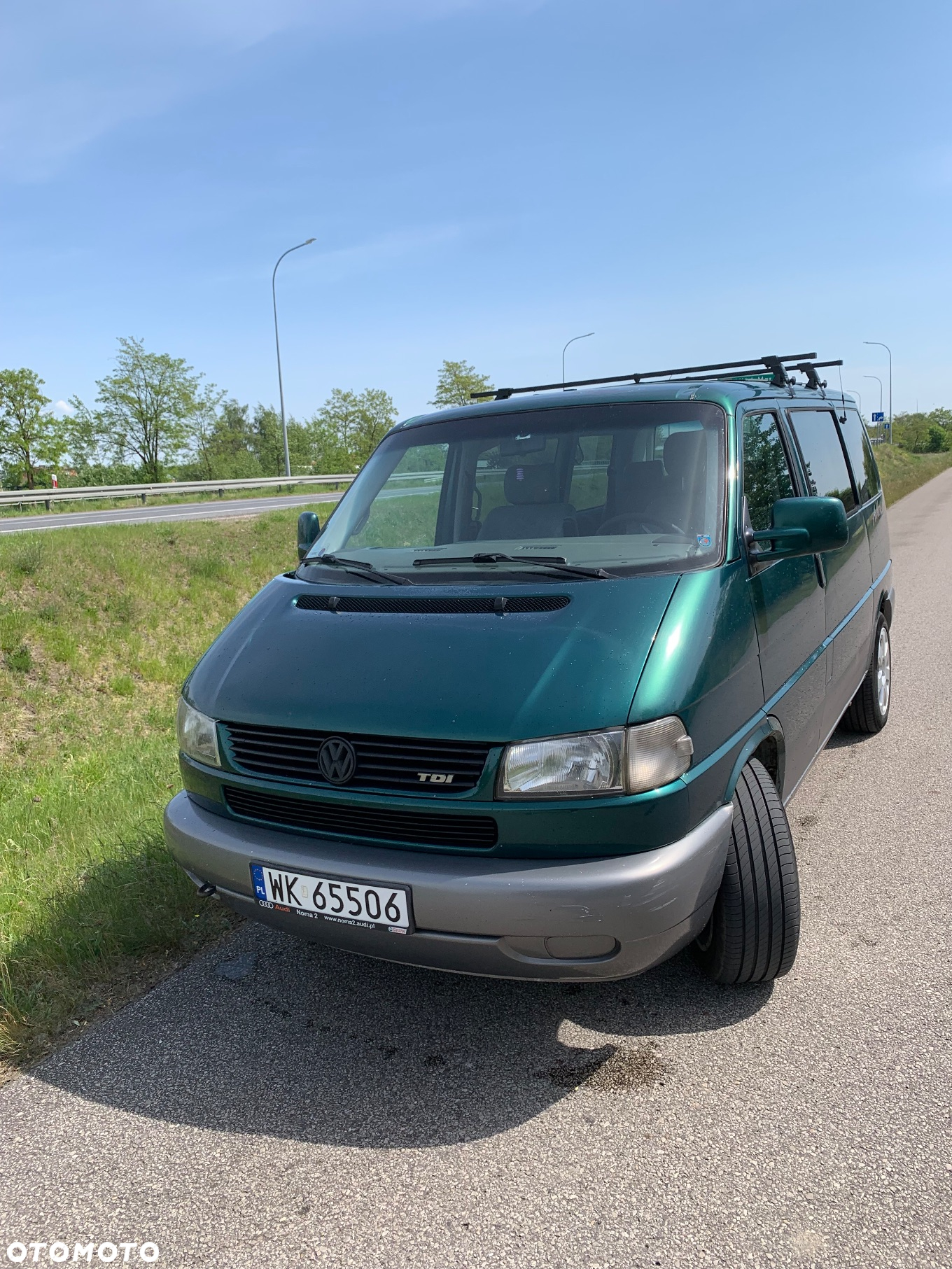 Volkswagen Multivan - 10