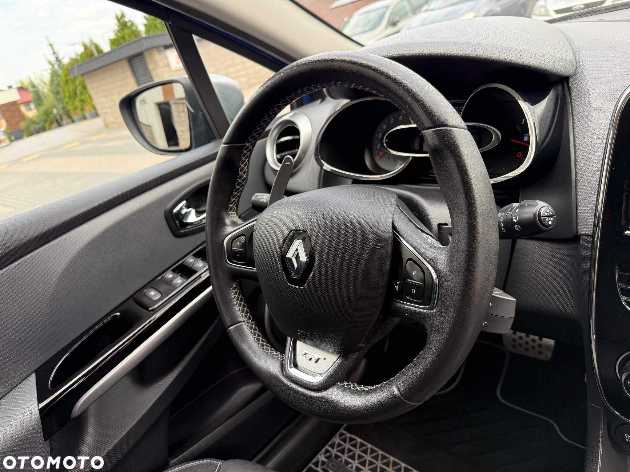 Renault Clio ENERGY TCe 120 EDC GT - 19