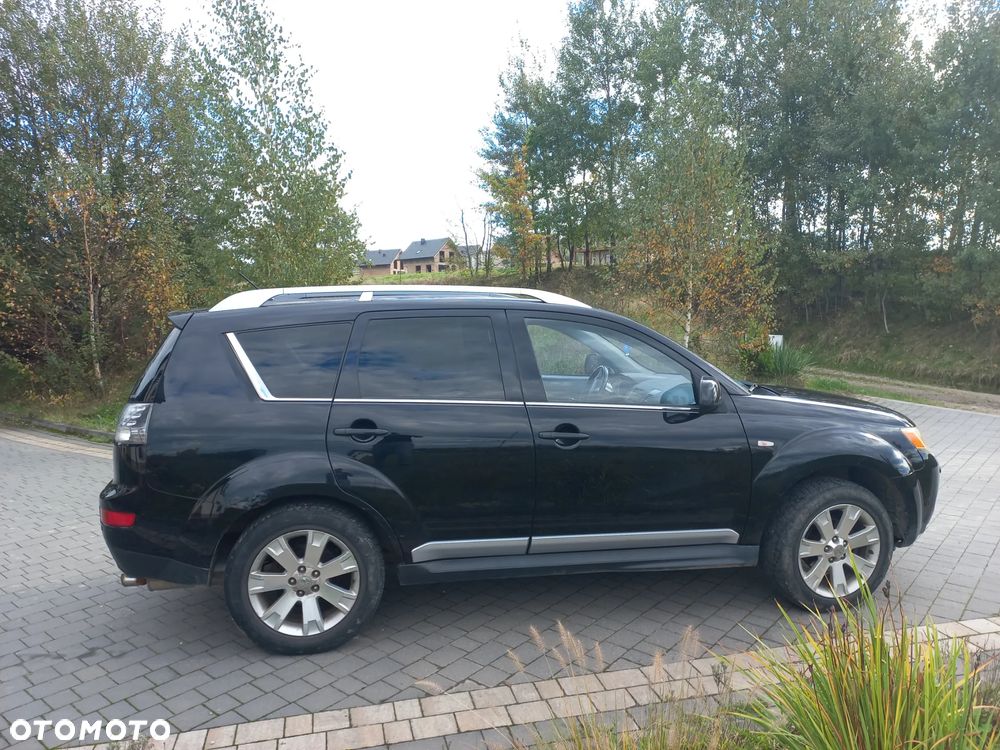 Mitsubishi Outlander 2.0 DID Instyle - 8