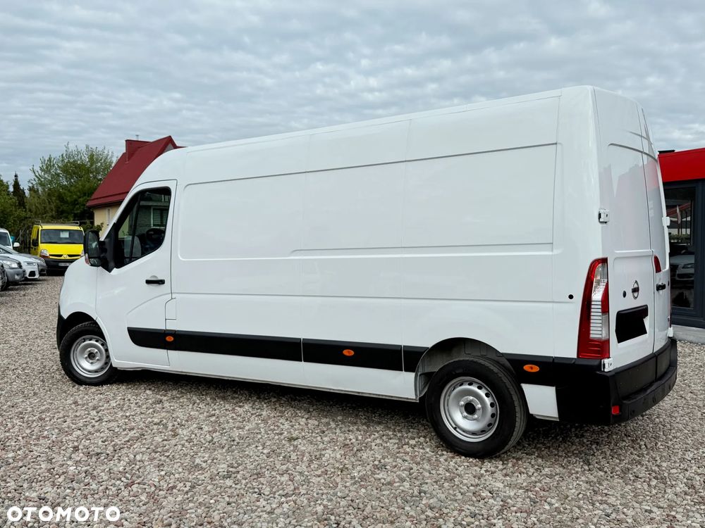 Nissan NV400 - 3