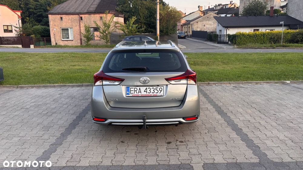 Toyota Auris 1.4 D-4D Comfort - 7