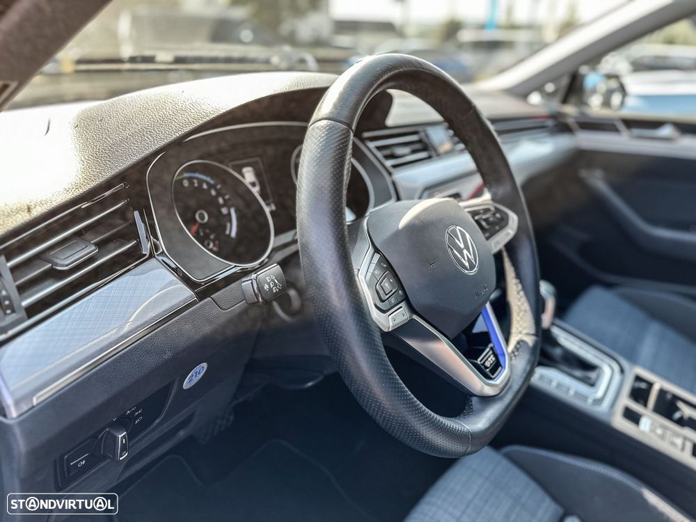 VW Passat 1.4 TSI GTE+ Plug-in - 14