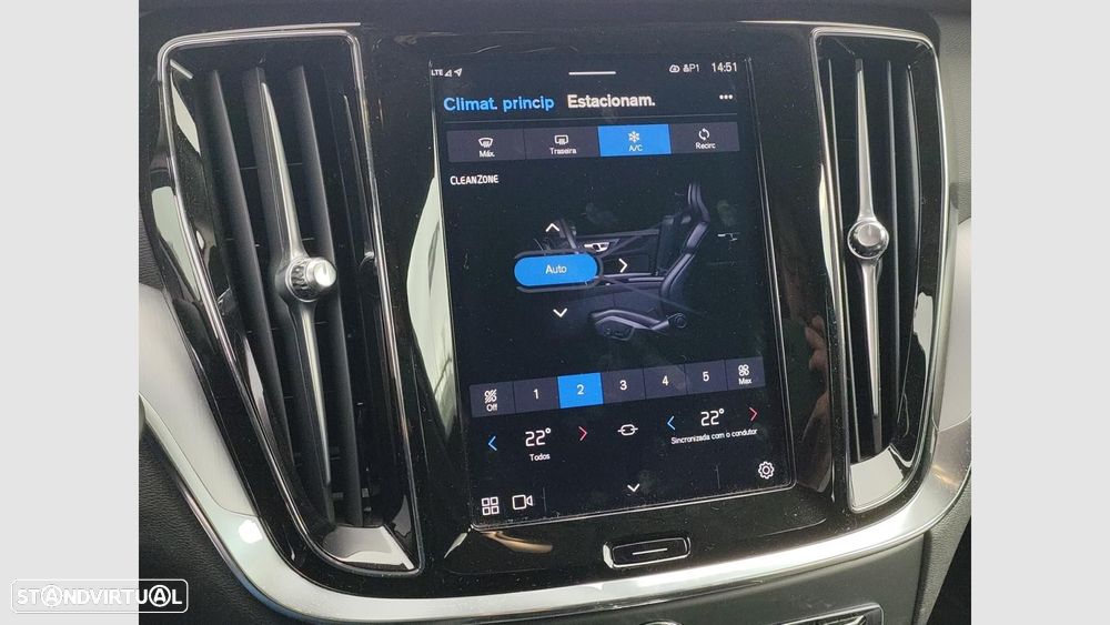 Volvo V60 2.0 T6 AWD TE Core - 19