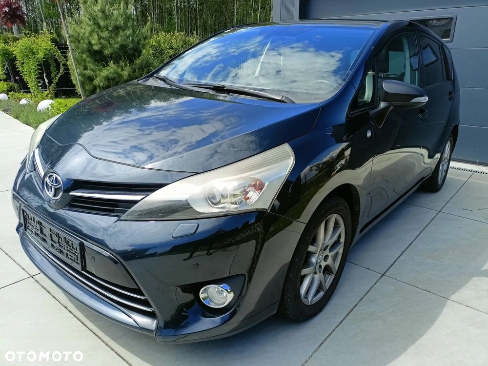 Toyota Verso 1.6 D-4D 5-Sitzer Start/Stop Skyview Edition - 1