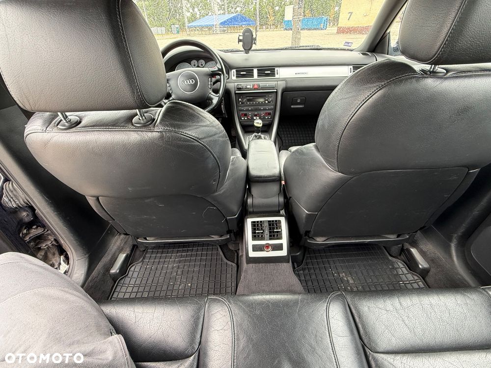 Audi A6 Avant 3.0 Quattro - 27