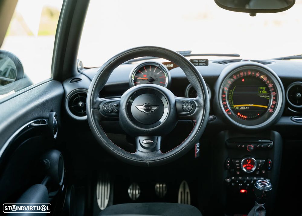 MINI 3 Portas John Cooper Works - 16