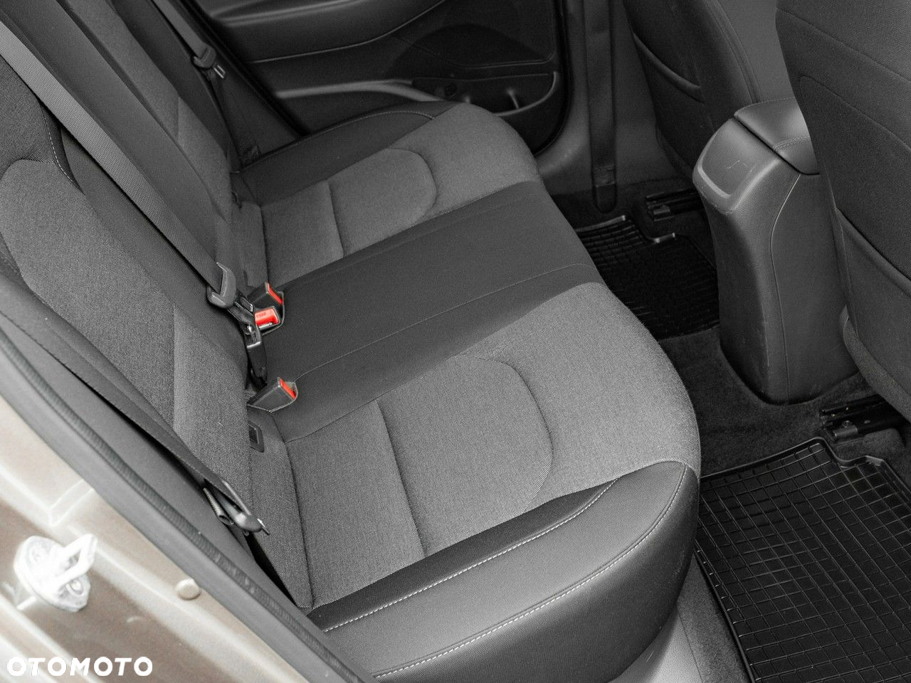 Hyundai i30 1.5 DPI Comfort - 33