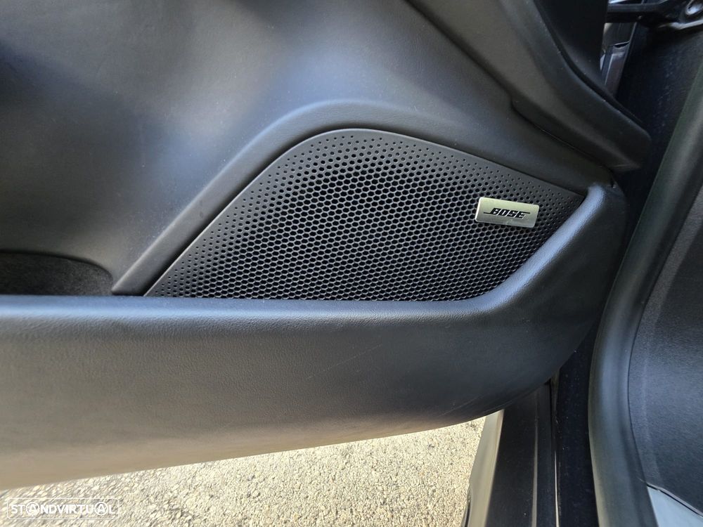 Porsche Taycan 4S Bateria Performance Plus - 16