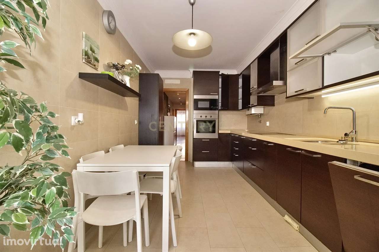 Apartamento T3 Mobilado no Parque de São Domingos - Grande imagem: 2/25