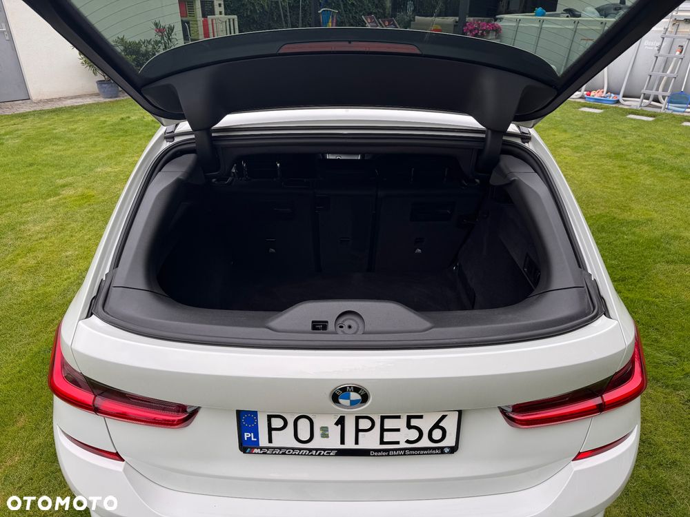 BMW Seria 3 320i M Sport - 6