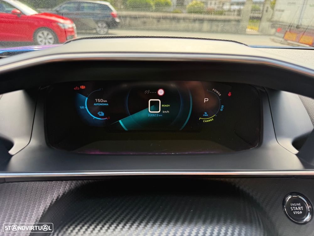 Peugeot e-2008 GT - 26