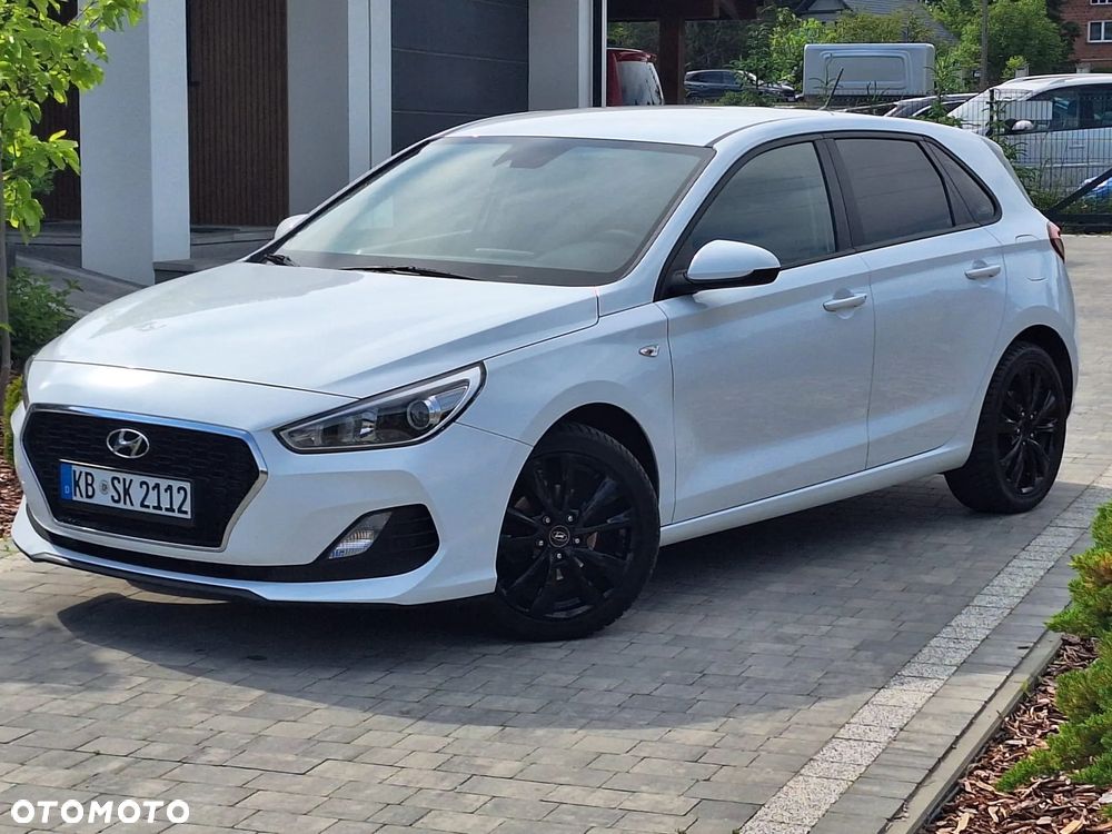 Hyundai i30 1.4 Trend - 4