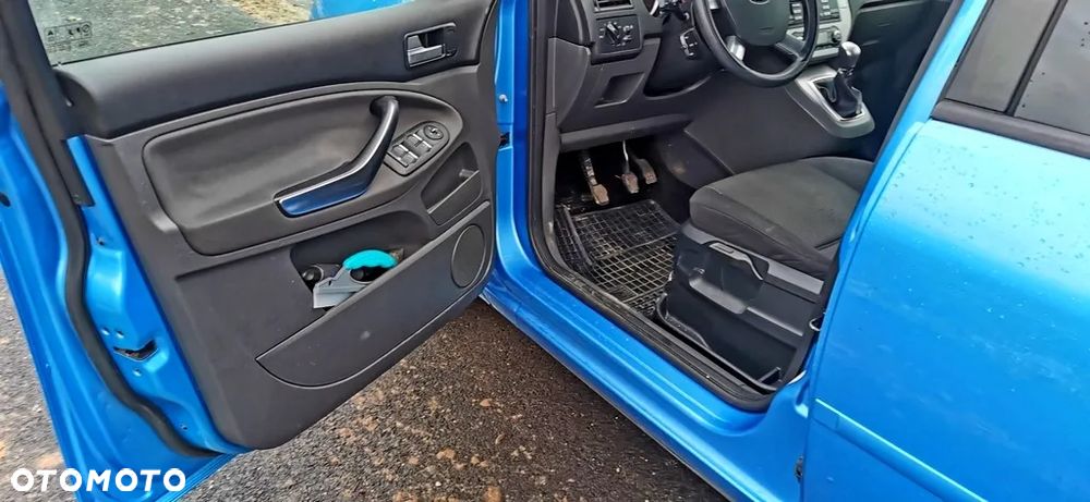 Ford C-MAX - 10