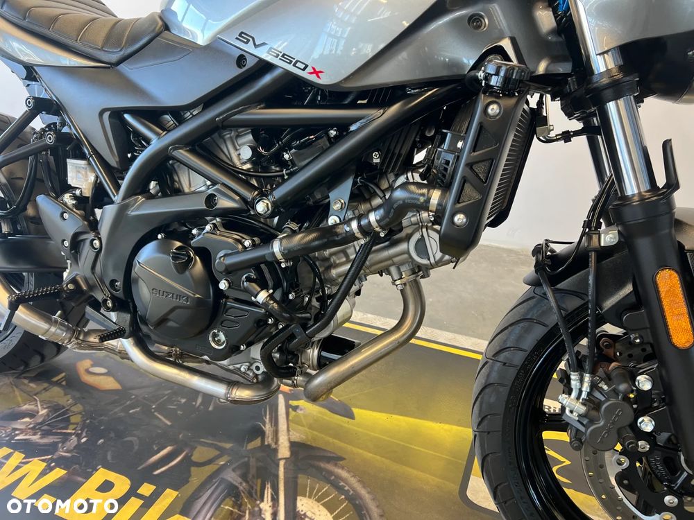 Suzuki SV - 21