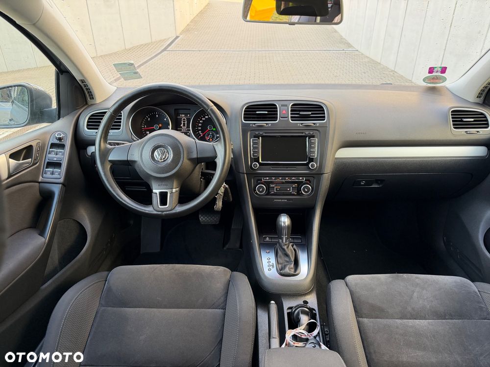 Volkswagen Golf 2.0 TDI DPF DSG Highline - 15