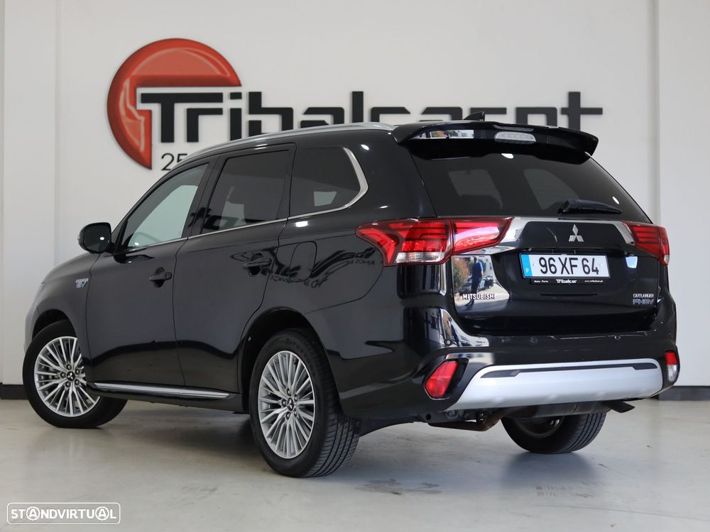 Mitsubishi Outlander 2.4 Instyle - 2