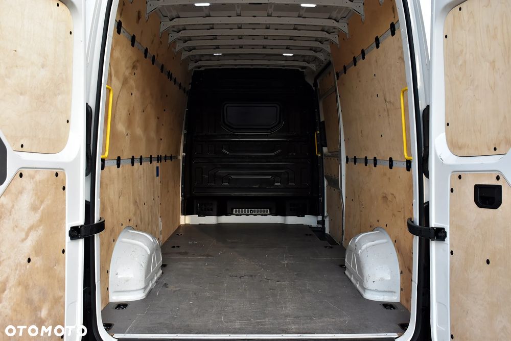Volkswagen Crafter - 8