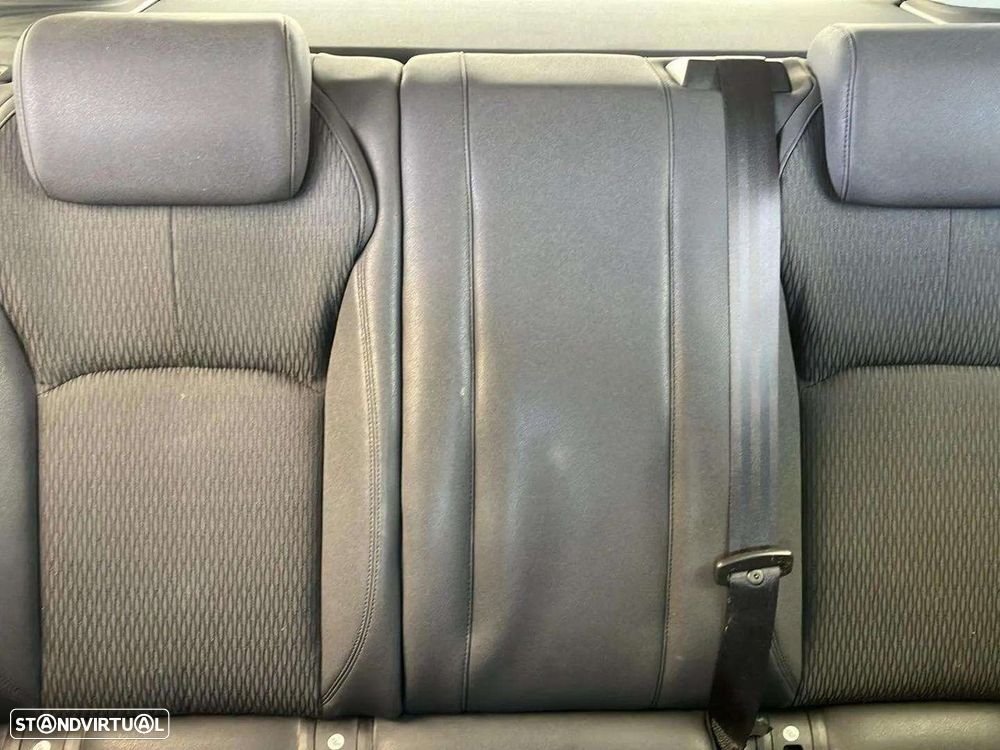Land Rover Range Rover Evoque - 17