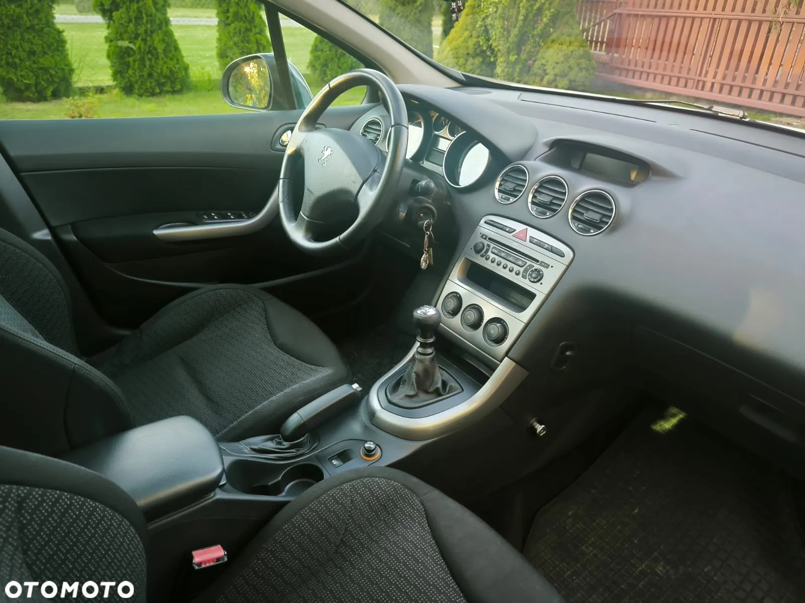 Peugeot 308 HDi FAP 110 Premium - 6