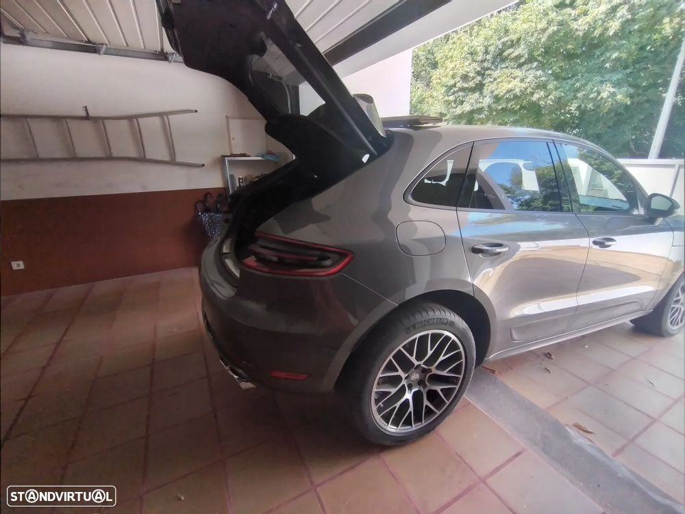 Porsche Macan Standard - 4
