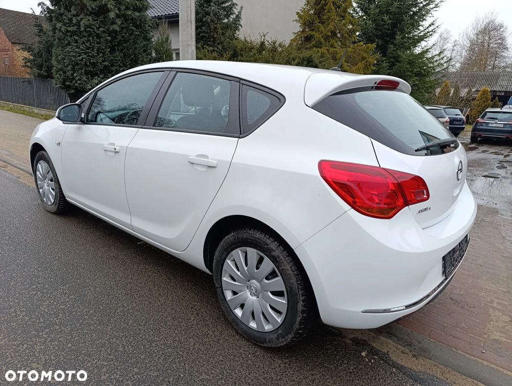 Opel Astra 1.4 Selection - 2