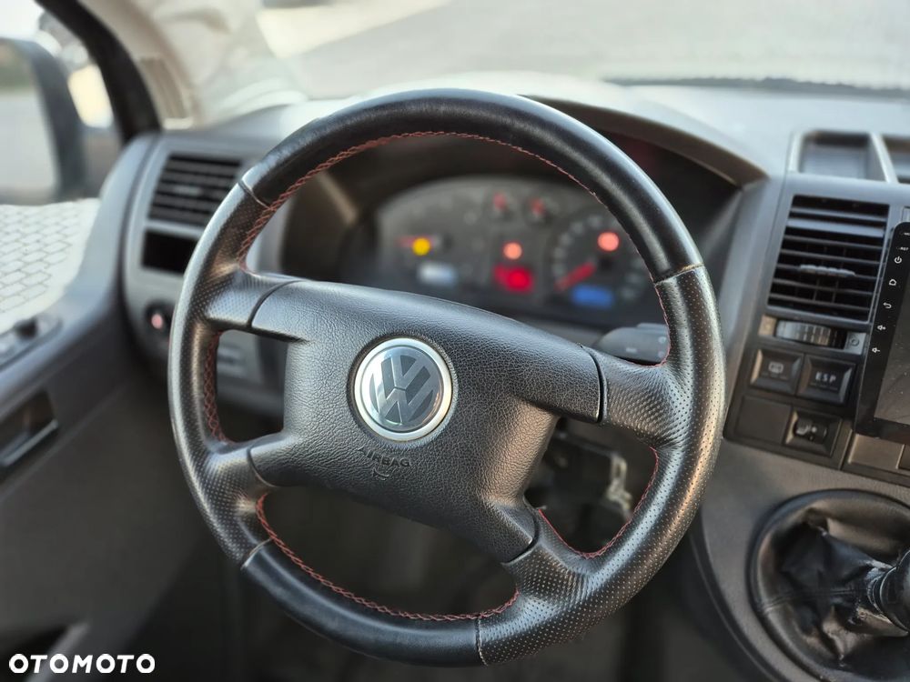 Volkswagen Caravelle L1 - 35