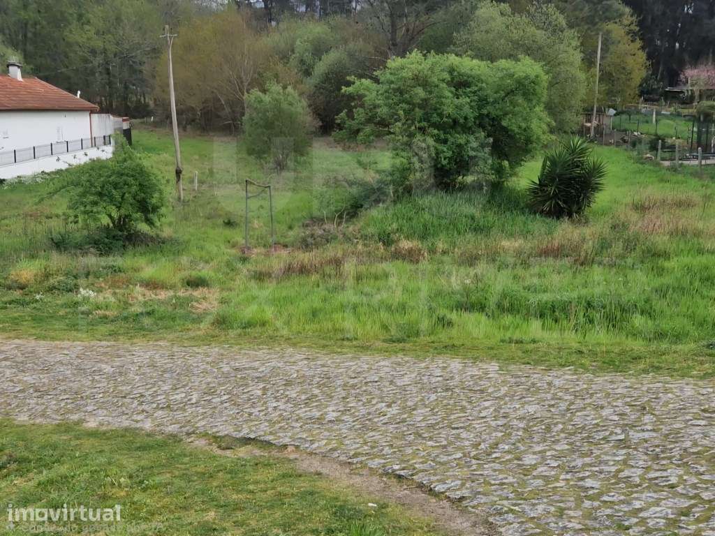 Terreno urbanizável em Gandra, Valença - Grande imagem: 3/8